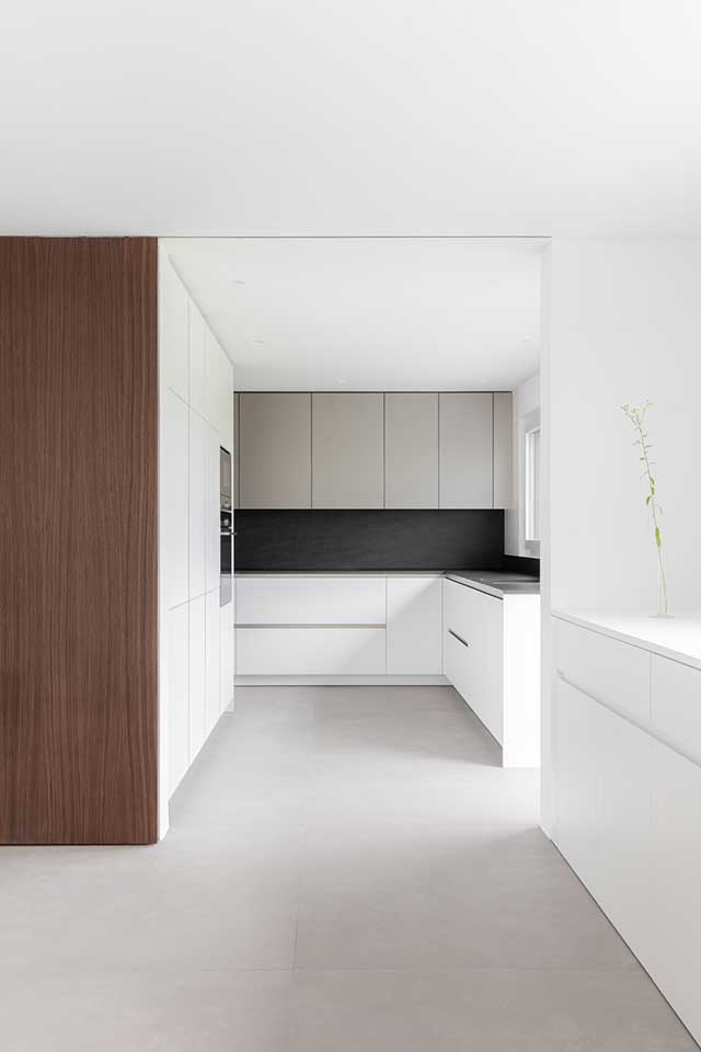 Cuisine blanche minimaliste sur mesure